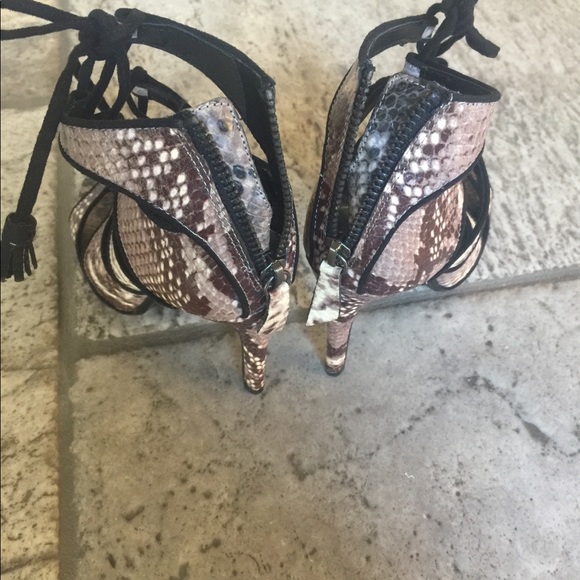 4/$25💟Zara heels (US6) - Picture 6 of 13